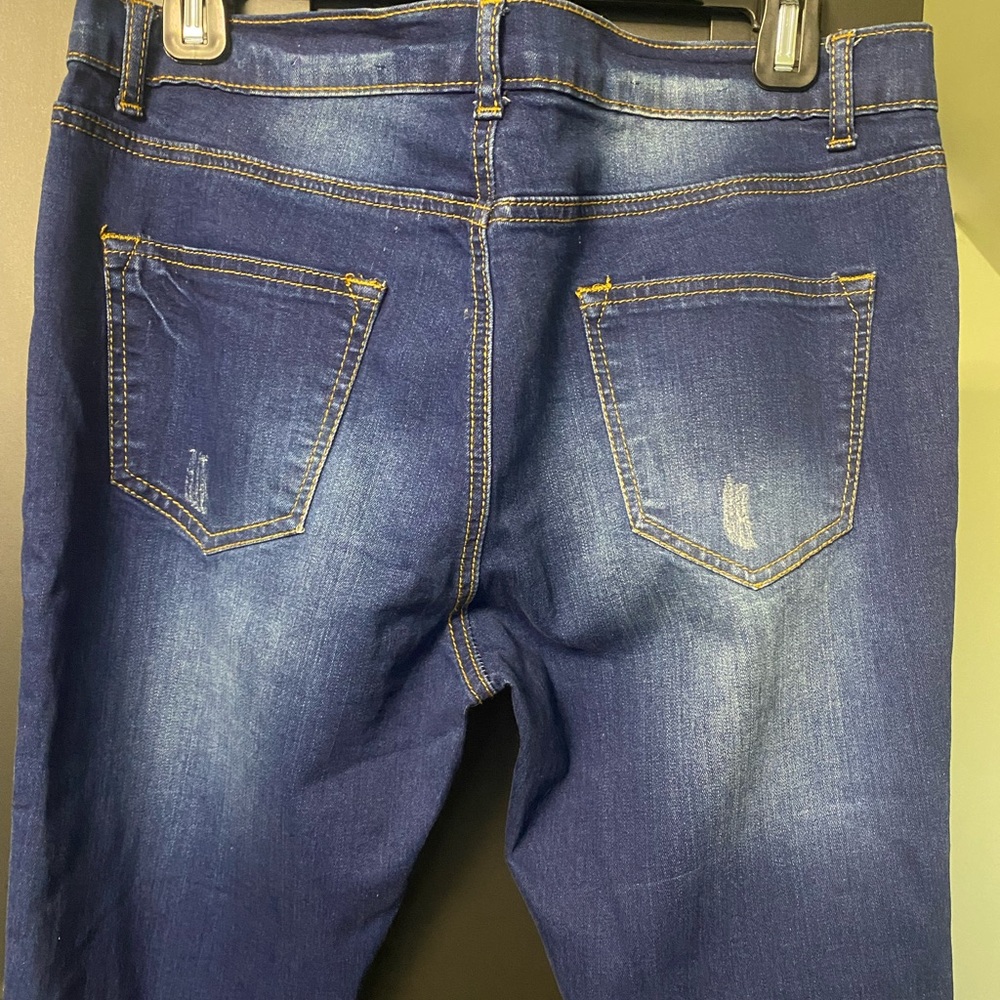 Distressed Blue Jeans - Picture 6 of 6